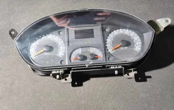 Iveco Daily 35 - 40.10 Speedometer (instrument cluster) 69500155 503001480200