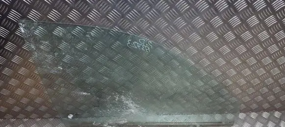 Hyundai Elantra Front door window glass four-door