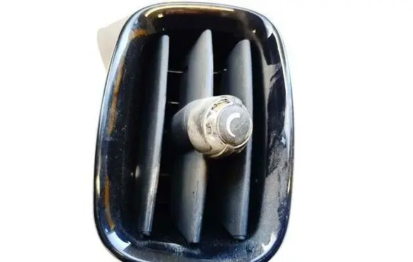 Mini Cooper Countryman R60 Dash center air vent grill 19050710