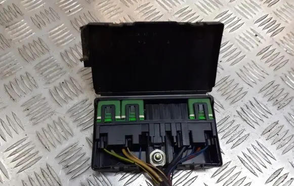 Peugeot 307 Fuse box cover 9632229480