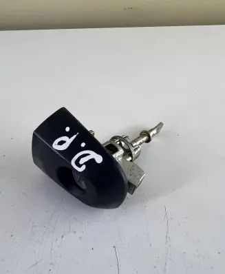 Mitsubishi L200 Coupe door lock (next to the handle) 