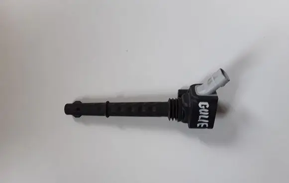 Alfa Romeo Giulietta High voltage ignition coil 0221504036