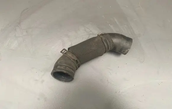 Land Rover Range Rover Sport L320 Engine coolant pipe/hose AH228286BE S9JBA
