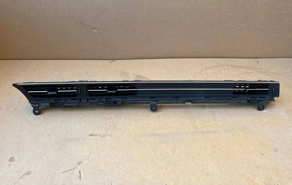 Audi A6 S6 C8 4K Dash center air vent grill 4K1820902