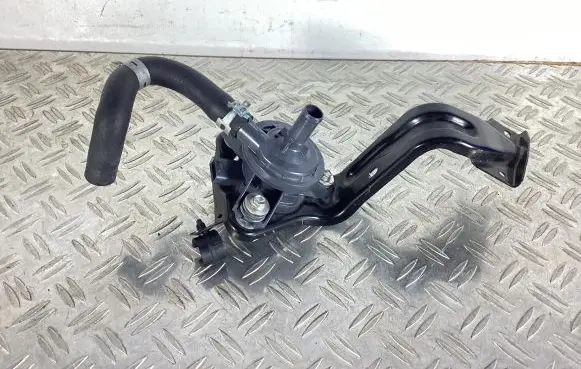 Lexus RC Electric auxiliary coolant/water pump G904033030
