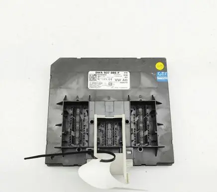 Volkswagen Golf VIII Central body control module 5WA937086F F005V03157