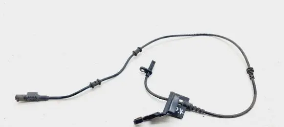 Mercedes-Benz B W246 W242 Front ABS sensor wiring A2465402510 24654025