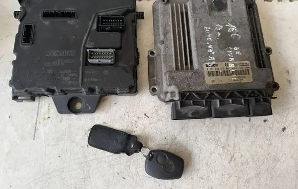 Engine ECU kit and lock set