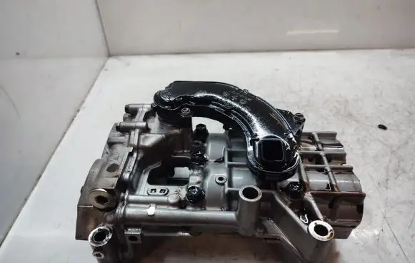 Honda Civic IX Oil pump 