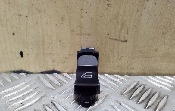 Land Rover Freelander 2 - LR2 Electric window control switch 6W8314717AB