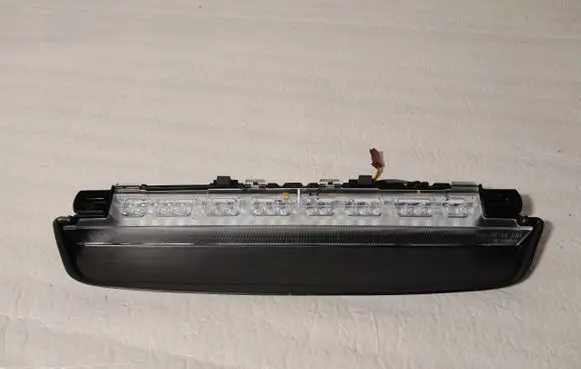 BMW 7 G11 G12 Third/center stoplight 73429737342973