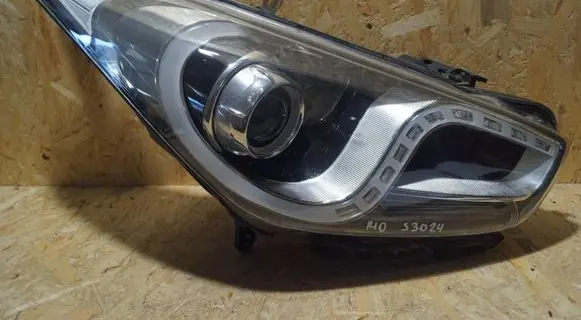 Hyundai i40 Headlight/headlamp