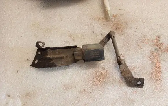 KIA Niro Rear air suspension level height sensor 92191G3000 1MGJ0018900 MGJ0018900