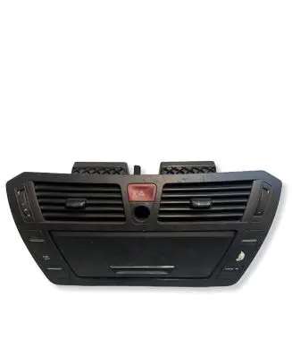 Citroen C4 I Picasso Radio/GPS head unit trim 9683265580
