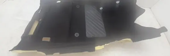 Peugeot 5008 II Front floor carpet liner 