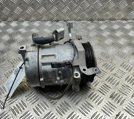 Porsche 911 992 Air conditioning (A/C) compressor (pump) 992260601B