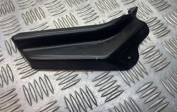 BMW 5 E60 E61 Other engine bay part 7117646
