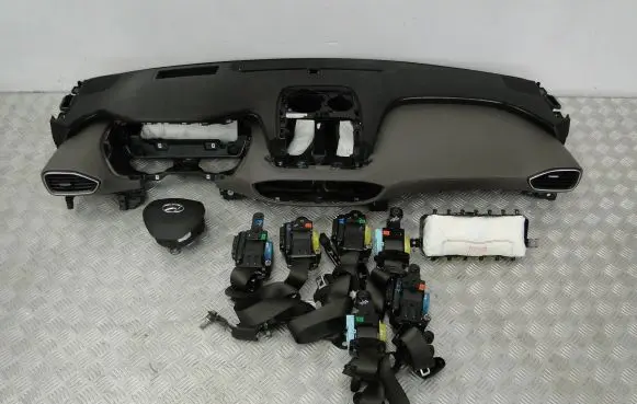 Hyundai Santa Fe Dashboard
