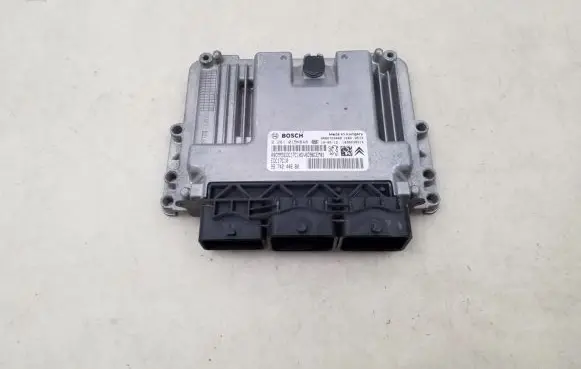 Peugeot 207 Engine control unit/module 9674244680