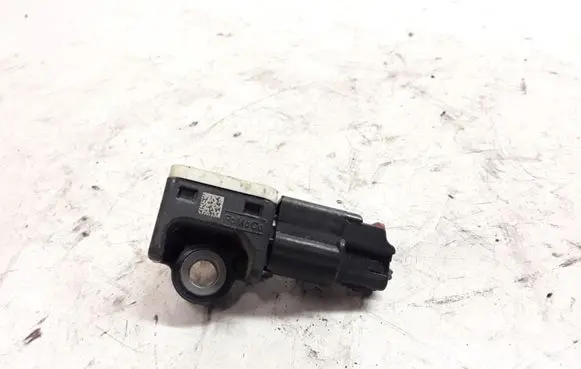Mazda 3 II Airbag deployment crash/impact sensor BBM457KC0 110310207