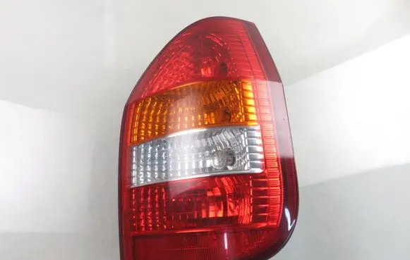 Opel Zafira A Rear/tail lights