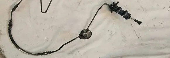 Clutch slave cylinder