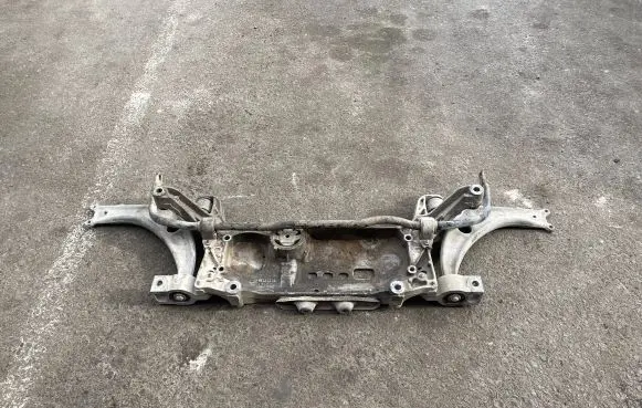 Volkswagen PASSAT B6 Front subframe 3C0199369F