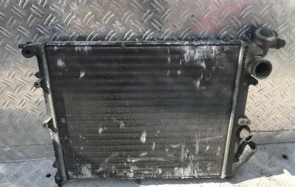 Coolant radiator