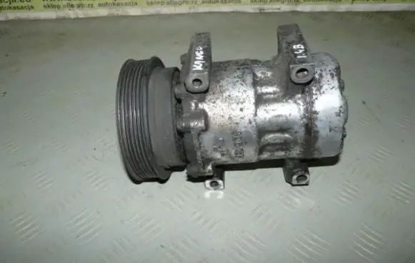 Renault Kangoo I Air conditioning (A/C) compressor (pump) 7700273801