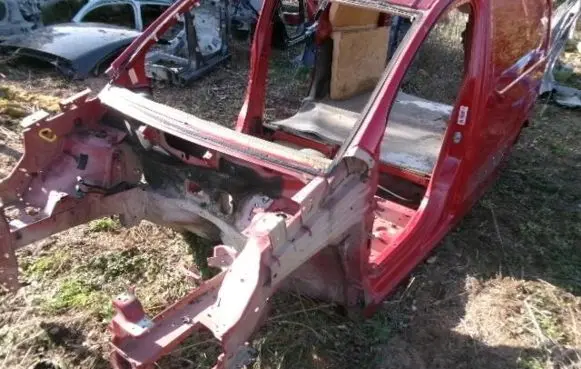 Peugeot Partner Front quarter panel 