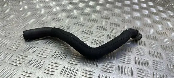 Mercedes-Benz E W212 Engine coolant pipe/hose