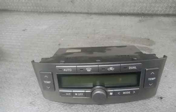 Toyota Avensis T250 Climate control unit 5590005200 MB1465703620