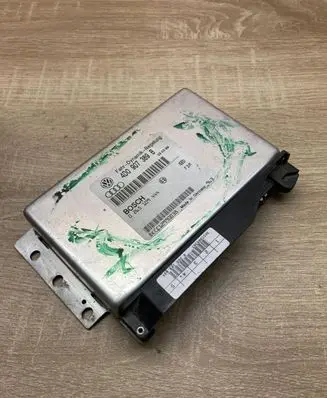 Audi A8 S8 D2 4D Engine control unit/module ECU 4D0907389B 0265109444