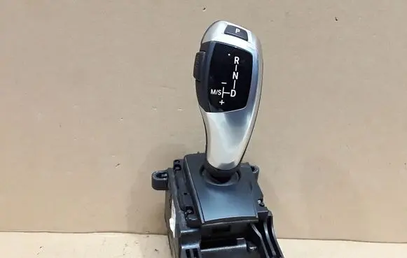 BMW 5 F10 F11 Gear selector 9253077
