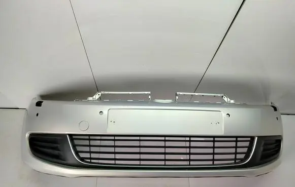 Volkswagen Golf VI Front bumper 5K0807221
