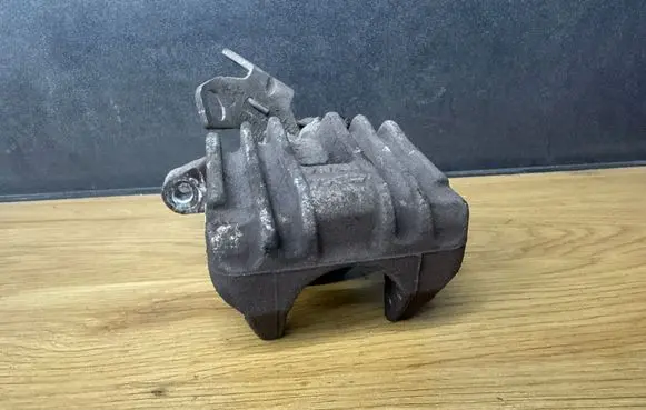 Skoda Octavia Mk2 (1Z) Rear brake caliper 