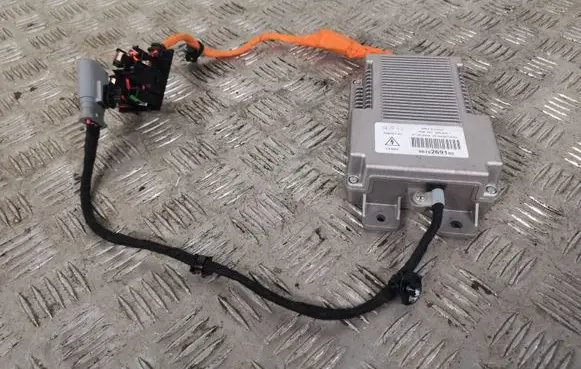 Opel Grandland X Voltage converter inverter 9819269180