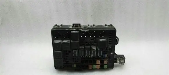 Chrysler 300C Fuse module 491080712