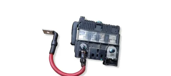 Chevrolet Aveo Fuse module 1301050654 88470032