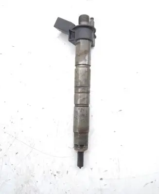 BMW 5 F10 F11 Fuel injector 780542803