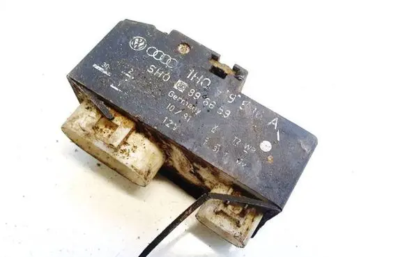 Volkswagen Vento Coolant fan relay 1h0919506a 898659