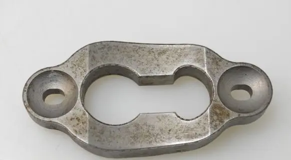 Mazda 6 Fuel Injector clamp holder 