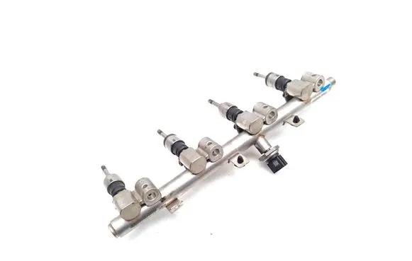 KIA Sportage Fuel injectors set 353102M417 353002M400 9062200003
