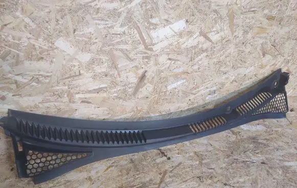 Citroen DS3 Wiper trim 9684150580