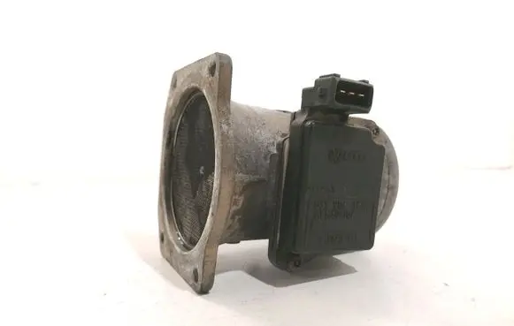 Audi A4 S4 B5 8D Mass air flow meter 037906461B AFH6010A