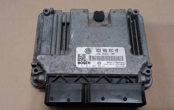 Volkswagen Golf V Engine control unit/module 03G906021HB 0281013606