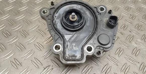 Toyota Auris E180 Water pump 