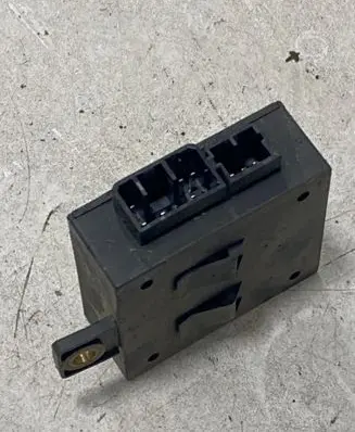KIA Carnival Immobilizer control unit/module 0K2AC677R0D 2001144