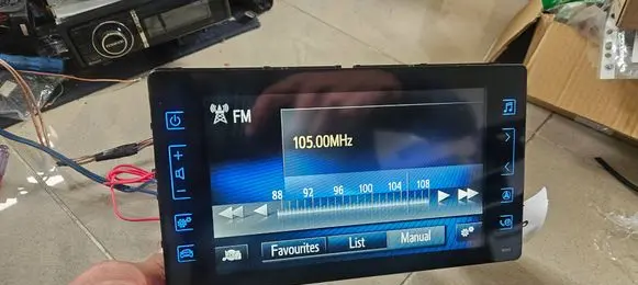 Toyota C-HR I Radio/CD/DVD/GPS head unit 86140F4030 100509