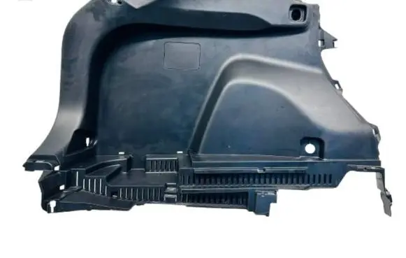 Toyota RAV 4 (XA50) Tailgate/trunk side cover trim 